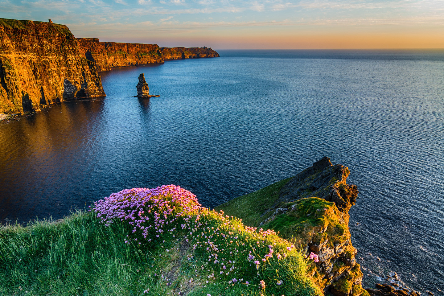 Explore The Cliffs Of Moher From Dublin Shutterstock 513424585